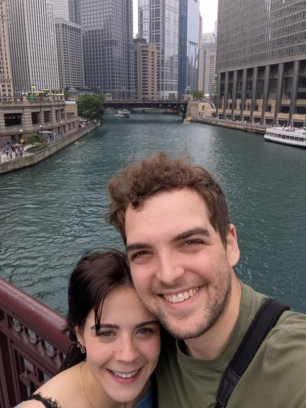 Jacob and Vicki on a bridge over the Chicago River